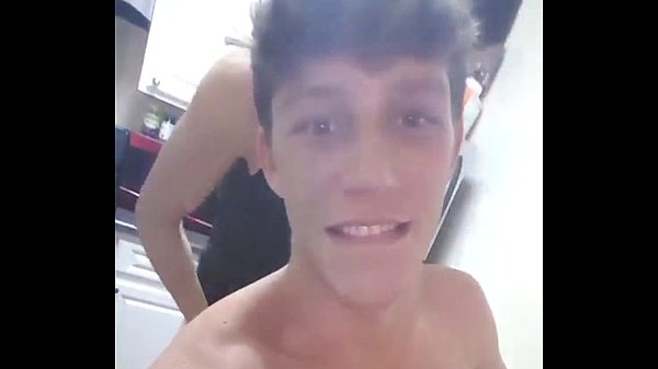 Rapidinha na cozinha, best gay amatuer porn
