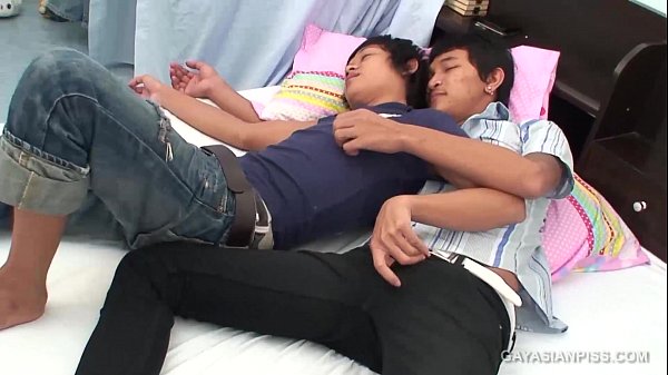 Asians Golf and Poi Piss and Bareback, Asian gay creampie