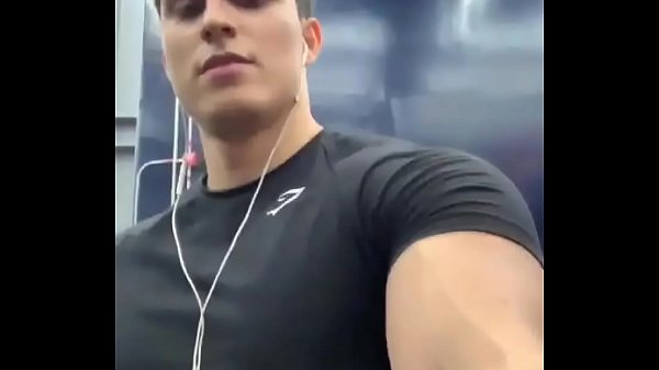 Delicioso colombiano frente la cam