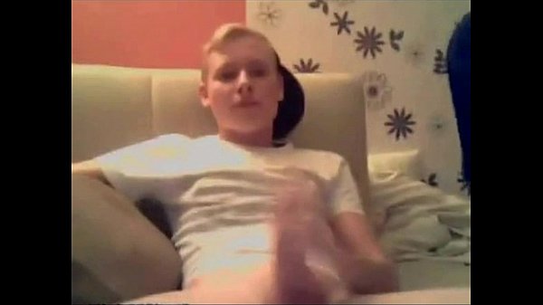 Cute College Boy Sucking Dick, homemade gay videos