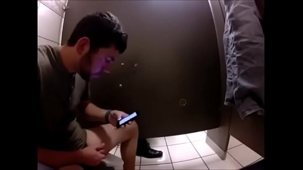 Dando no banheiro, amateur straight gay porn