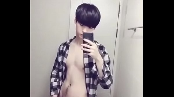 Gay hàn khoe cu, gay straight Asian