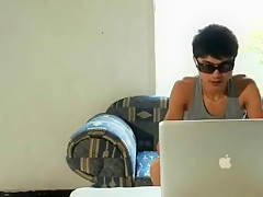 taiwanese guys in sexy show – 魅男