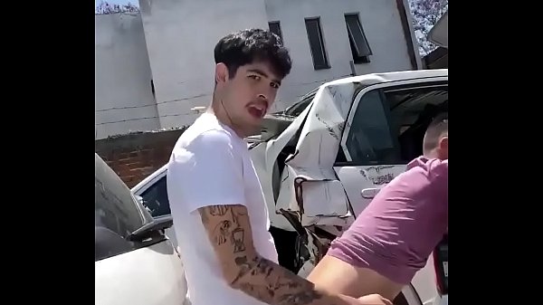 Fudendo o amigo no ferrovelho (Mais como esse no telegram @gayspacex ou https://t.me/gayspacex), hot gay amateur