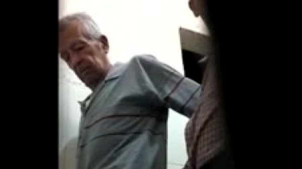 4274392 mature men in public toilet