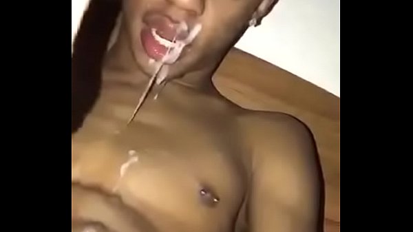 AMIGO DA ESCOLA VEIO ESTUDAR E ACABOU COM MEU PAU NA BOCA, mature gay amateur
