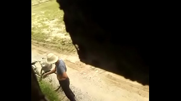 Boy hóc môn thủ dâm