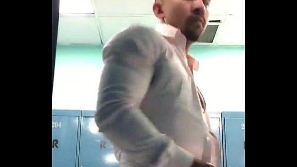 tumblr o6ez66DjMM1vnnjq3