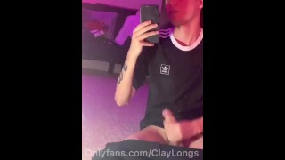 Clay Longs jerks off while parents are gone