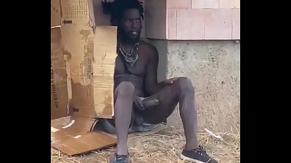 Se exibindo para o cara do carro