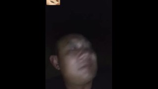 帅叔在夜深人静的时候在街上打飞机, gay straight young Asian