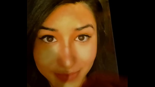 Latina Cum Slut Receives Facial Tribute