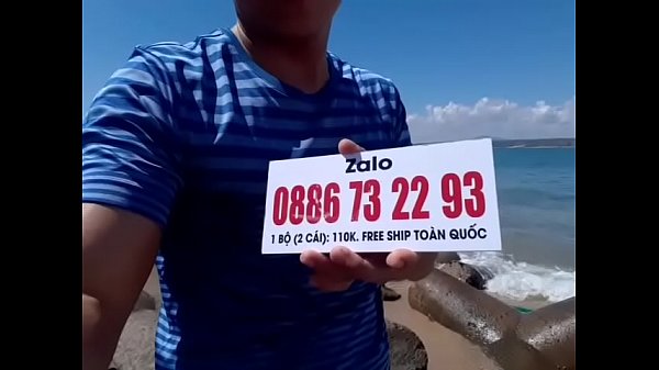 Tắm tiên ngoài biển thôi…