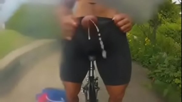 Ciclistas punheteiros/bike cum