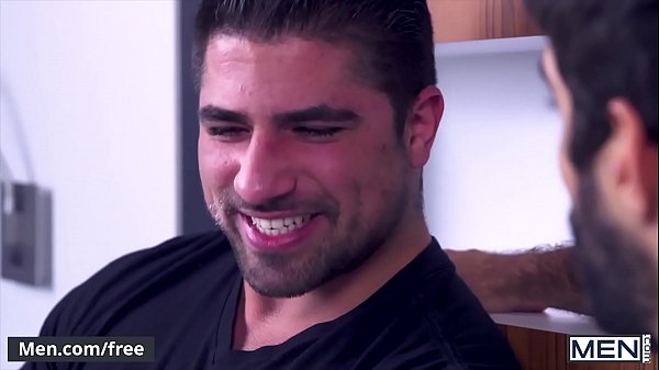 (Ryan Bones, Diego Sans) – Top To Bottom  Ryan Bones – Men.com