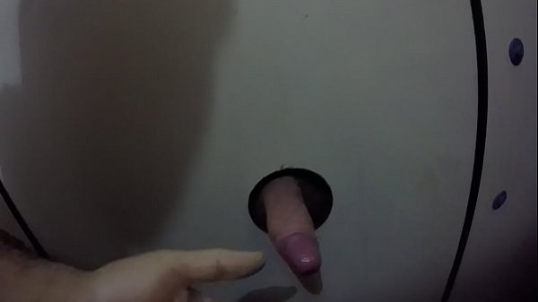 Batendo pro PM na cabine gay BH