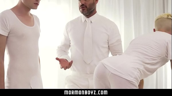 MormonBoyz – Threeway Bareback Fuck