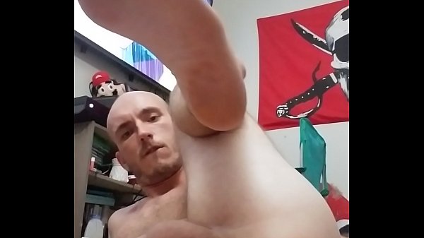 Throbbingmaxx breaks his ass with new toy