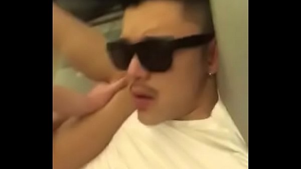 Trai đẹp giờ bú cặc hết rồi