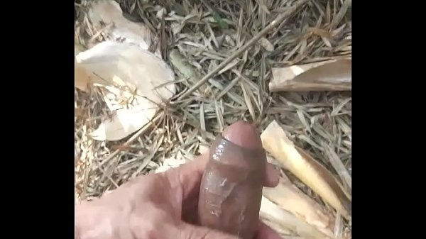 竹林野裸戶外玩屌潮噴射尿連續潮吹失控爆精