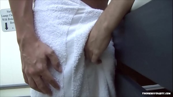 Evan Sucks Off Antonio