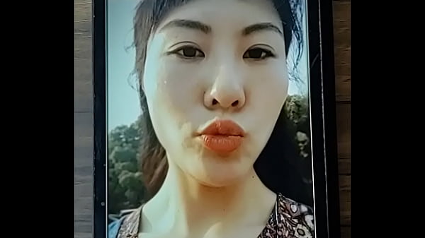 Cumshot for Chinese Whore