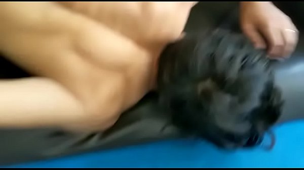 Fudendo novinho gostoso no sofá