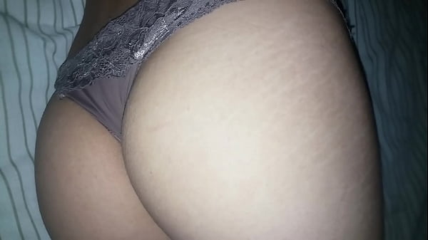 novinho de calcinha puta de macho maduro