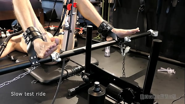 Boundlads – Milking a sensitive slave