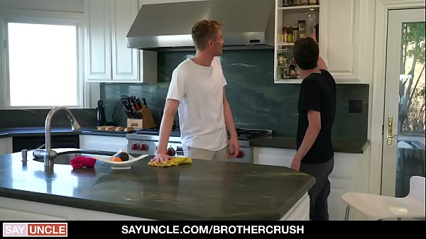 – Horny Guy Fucking y. Stepbro
