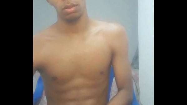 Novinho safado do Twitter exibindo a piroca.
